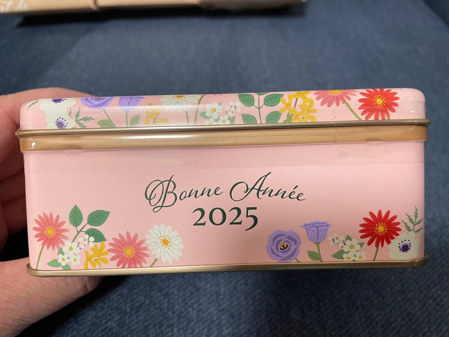 神戶風月堂:蛇年限定鐵罐:牛油脆餅(8 件裝) ‼️日本全國已經賣晒‼️