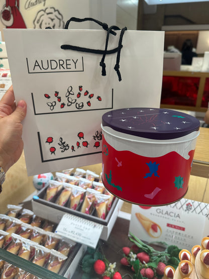 Audrey 限定M Size 大鐵罐 （14 件裝）+原裝花花紙袋