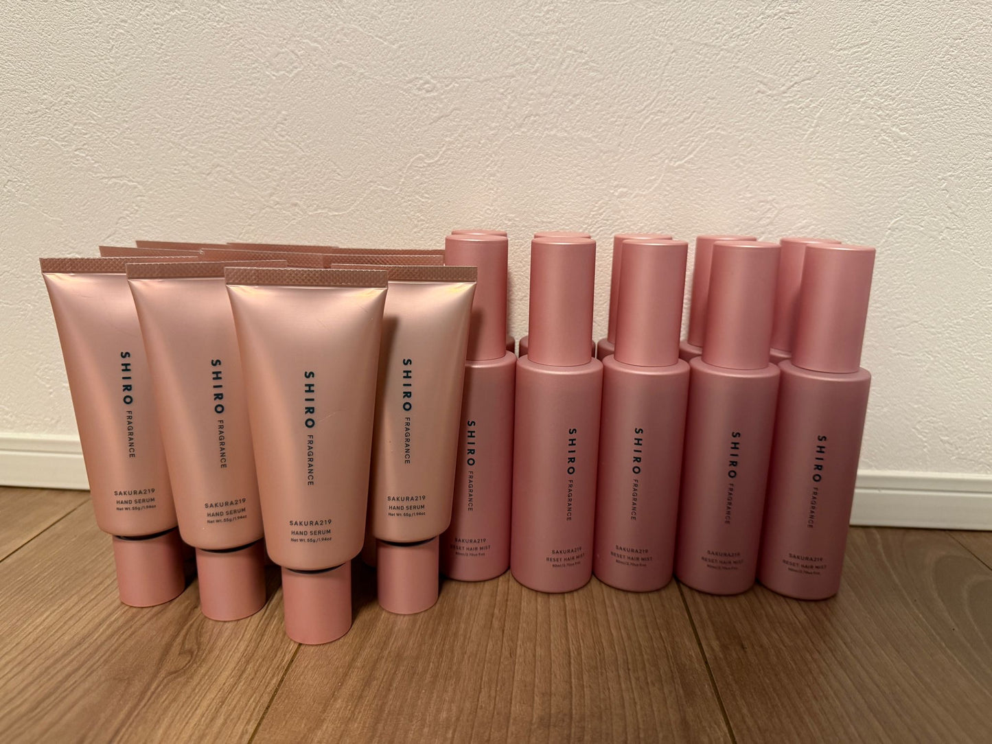 Shiro （2月13 日發行：數量限定）  Sakura - 219
Hand cream - (55g)